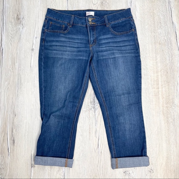 SO Cropped Jeans Sz 13 - Picture 1 of 6